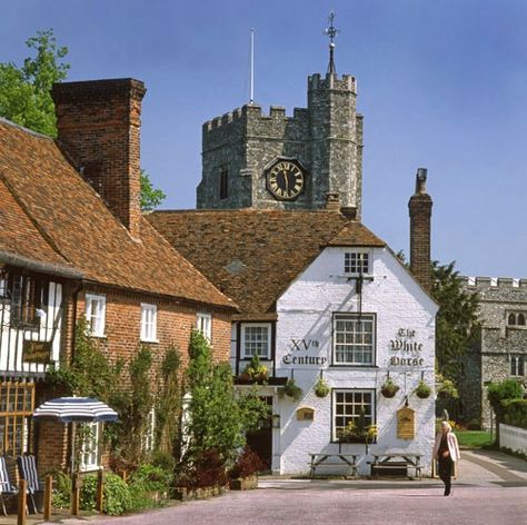 The Square at Chilham, Kent. Stayed with the family of a friend here. It was nice spending a few days just relaxing at the pub and experiencing life in the English countryside. Pictures Of England, Village Green, British Pub, Kent England, Miss Marple, English Village, Visiting England, County House, British Countryside