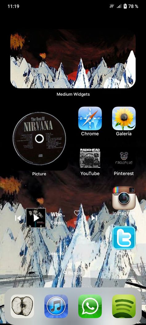 Radiohead Homescreen, Phone Inspo, Phone Theme, Wallpaper Animes, Homescreen Ideas, Iphone App Design, Homescreen Layout, Phone Organization, Aesthetic Pastel