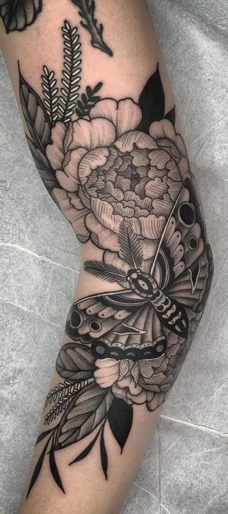 Peony Tattoos: Meanings, Artists, Tattoo Designs & Ideas Leg Tats, Tattoos Leg, Bauch Tattoos, Forearm Tattoo Design, Floral Tattoo Sleeve, Inspiration Tattoos, Forearm Tattoo Women, Leg Tattoos Women, Leg Sleeve Tattoo