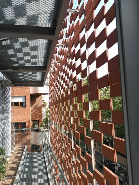 Ceramic Cladding Architecture, Textile Facade Architecture, Building Skin Facades, Rainscreen Facade, Ventilated Facade, Facade Pattern, Hotel Facade, Brick Cladding, Metal Facade