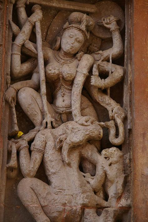 Durga Sculpture, Anunnaki Gods, Temple Sculpture, Durga Statue, Hindu Statues Goddesses, Temple Drawing, Abstract Figure Art, Durga Devi, Ancient Drawings