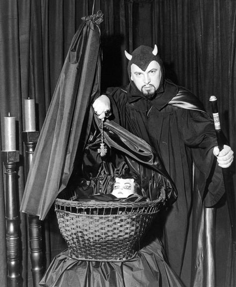 anton-lavey-and-rosemarys-baby Laveyan Satanism, Anton Lavey, The Satanic Bible, Rosemary's Baby, Early Middle Ages, Powerful Images, The Church, Anton, Dark Art