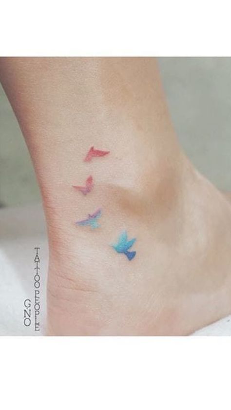 Full Arm Sleeve Tattoo, Red Bird Tattoos, Tiny Bird Tattoos, Small Bird Tattoo, Cute Tiny Tattoos, Tatuaje A Color, Tiny Tattoo, Bird Tattoo, Great Tattoos