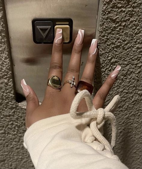 Short Acrylic Nails For Black Skin, Cute Nails For Black Girls Short, Summer Nail Ideas Black Women, Short Vacation Nails Black Women, Acrylic Nail Designs Black Women, Classic Acrylic Nails, Baddie Simple Nails, Nail Inspo Black Women, Insta Baddie Nails Acrylic