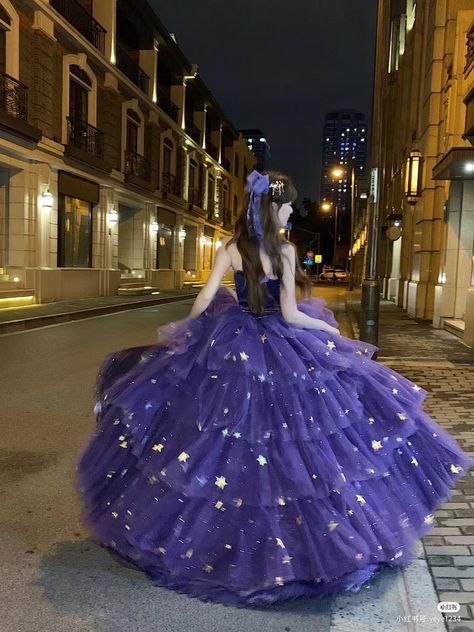 Korean Ball Gown, Princess Dress Fairytale, Korean Wedding Dress, Korean Princess, Fashion Top Outfits, Princess Ball Gowns, Purple Outfits, Korean Fashion Dress, Pretty Prom Dresses