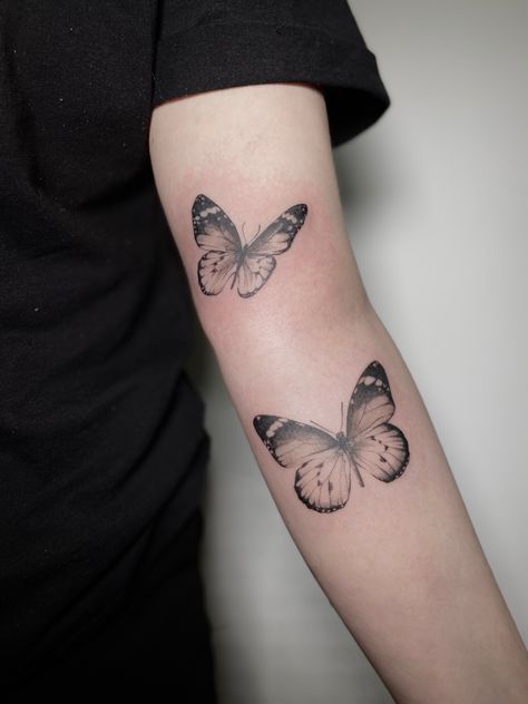 Butterfly Tattoos, Simplistic Tattoos, Ink Ideas, My Tattoo, Tattoos Ideas, Butterfly Tattoo, Cute Tattoos, Tattoo Inspo, I Tattoo