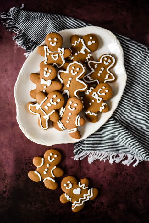 Egg Free Gingerbread Cookies, Christmas Cookies Sourdough, Sourdough Discard Gingerbread, Sourdough Discard Gingerbread Cookies, Sourdough Gingerbread Cookies, Sourdough Gingerbread, Sourdough Discard Cookies, Gingerbread Cookies Recipe, Discard Recipe