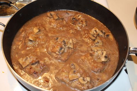 Deer Cutlets Recipe, Fried Cutlets, Chopped Steak Recipes, Venison Stroganoff, Venison Sausage Recipes, Venison Backstrap Recipes, Venison Steaks, Sweet Onion Sauce, Backstrap Recipes