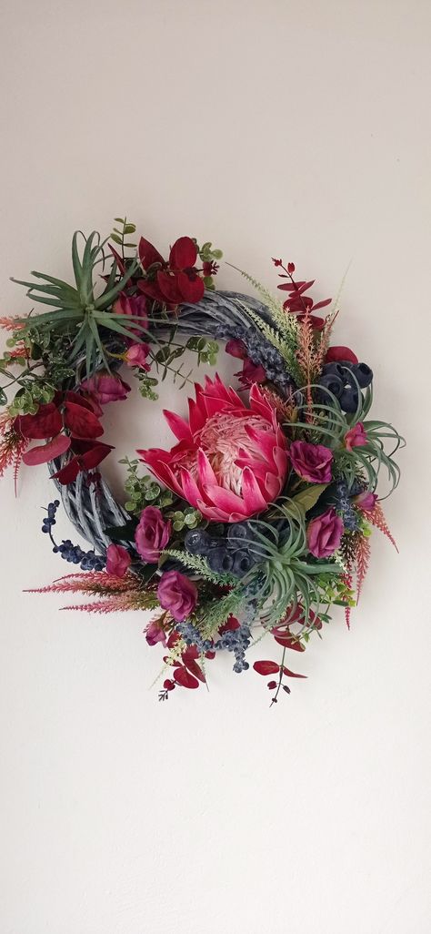 Australian Native Christmas Wreath, Protea Wreath, King Protea Arrangement, King Protea Bouquet, South African Protea Flower, African Christmas, King Protea, Floral Decor, Flower Decorations