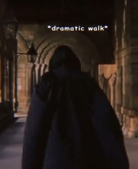 Ohh Snape 👉🚪 [Video] | Harry potter memes, Snape harry potter, Harry potter severus Professor Snape Funny, How Snape Walks At Hogwarts, Severus Snape Memes Hilarious, Snape X Lucius, Snape X Harry, Snape Video, Snape Snape Severus Snape, Severus Snape Funny, Snape Meme