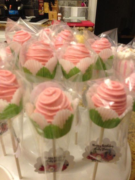 Strawberry Tea Party Aesthetic, Garden Theme Cake Pops, Cake Pop Roses, Aesthetic Cake Pops, Tea Party Cake Pops, Pink Roses Cake, Flower Cake Pops, Rose Cake Pops, Teapot Cake