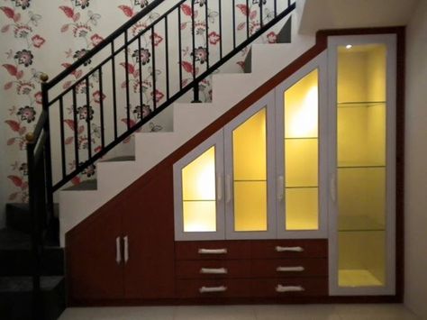 2 Small Space Stairs, Room Under Stairs, تحت الدرج, Stair Shelves, درج السلم, Kitchen Design Small Space, Kitchen Storage Space, Staircase Storage, Stairway Design