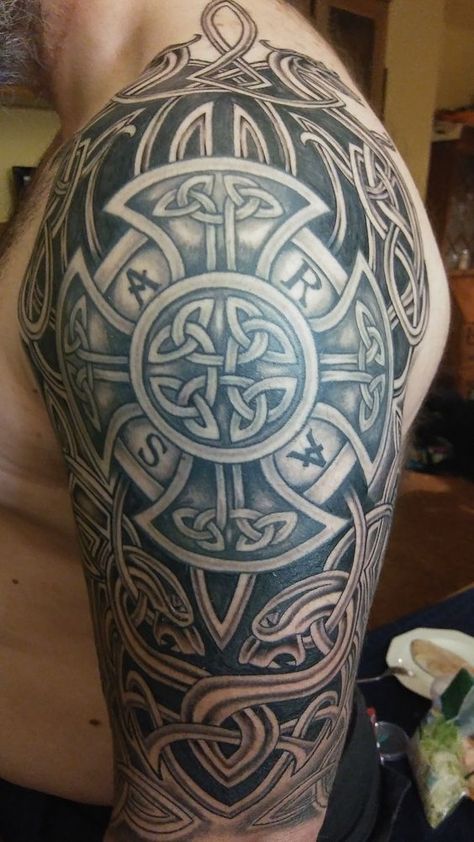 Wales Tattoo, Irish Sleeve Tattoo, Celtic Warrior Tattoos, Celtic Sleeve Tattoos, Celtic Tattoos For Men, Shoulder Armor Tattoo, Scottish Tattoos, Celtic Tattoo Designs, Tattoo Ideas Males