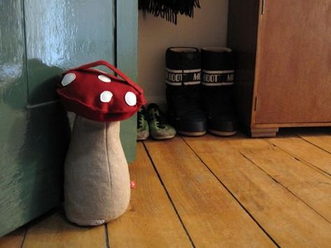 Heavenly green summer – Frugal Cool Diy Doorstop, Fabric Door Stop, Fantastic Fungi, Unusual Handbags, Fabric Door, Mushroom Crafts, Door Stoppers, Door Draft, Draft Stopper