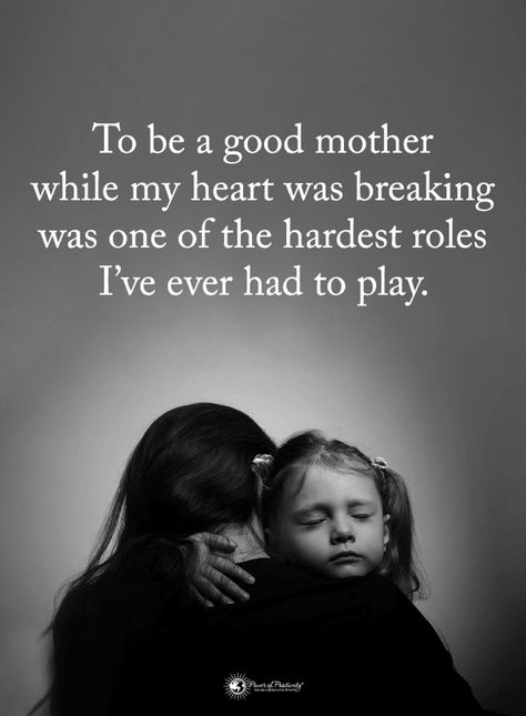 Mother Quotes To be a mother while my heart was breaking was one of the hardest role I've ever had to play. Bereaved Parent, Good Mother, Happy Families, Inspirerende Ord, Mommy Quotes, Fina Ord, Mother Daughter Quotes, Mom Life Quotes, Son Quotes