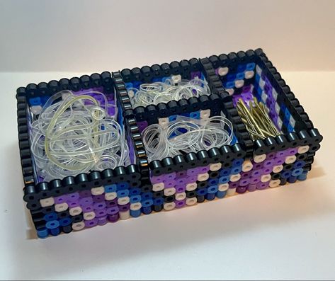 Perler Bead Functional, Perler Bead Tissue Box Cover, Perler Bead Box Pattern, Diy Bracelet Holder, Pixelated Art, Pokemon Cross Stitch, Beaded Lampshade, Melty Bead Patterns, Pearl Beads Pattern