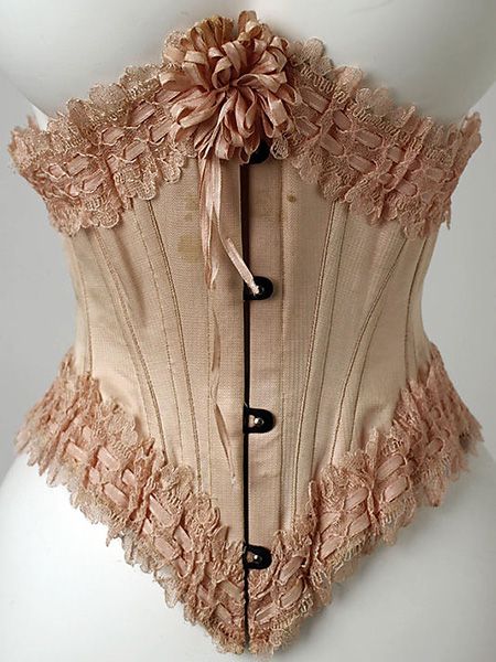 Corset by Stern Brothers, 1900, The Metropolitan Museum of Art, photo by Mlle. Museum Nyc, Cotton Corset, 1900s Fashion, Lingerie Vintage, Look Retro, Vintage Corset, Corsets And Bustiers, Underbust Corset, Antique Clothing