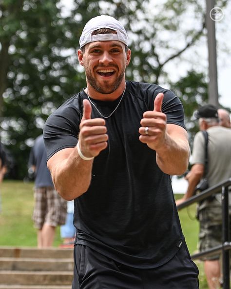 TJ: 👍👍 Opposing O-lines: 👍🥲 The post Pittsburgh Steelers: TJ: Opposing O-lines:… appeared first on Raw Chili. Tj Watt, Dark Hair Blue Eyes, Here We Go Steelers, Steelers Baby, Nfl Championships, Go Steelers, Steeler Nation, American Football Team, Nfl Players