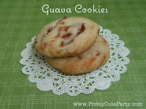 Guava Cookies by Pretty Cute Party Guava Cookies, Guava Desserts, Guava Recipes, Fajita Casserole, Chicken Fajita Casserole, Flan Cake, Boricua Recipes, Crock Pot Chicken, Chicken Fajita