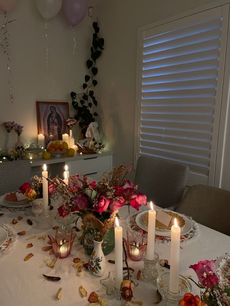 Birthday Set Up Aesthetic, Dinner Table Birthday Decor, Fairy Themed Dinner Party, Vintage Dinner Party Aesthetic, Birthday Dinner Set Up Table Ideas, Midsommar Themed Party, 25th Birthday Ideas For Her Party Theme, Birthday Dinner Set Up Ideas, Birthday Vintage Aesthetic