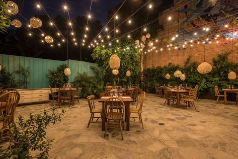 Rooftop Bar Design, Backyard Restaurant, Mexican Restaurant Decor, Outdoor Restaurant Patio, Rooftop Restaurant Design, Restaurants In Los Angeles, Mexican Seafood, Small Restaurant Design, Outdoor Restaurant Design