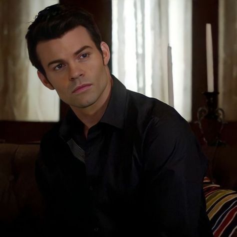 Elijah Mikaelson The Originals, Vampire Diaries Elijah, Elijah Mikaelson Aesthetic, The Originals Elijah, Tvd Elijah, Elijah Michaelson, Elijah Vampire Diaries, Elijah The Originals, Daniel Amen