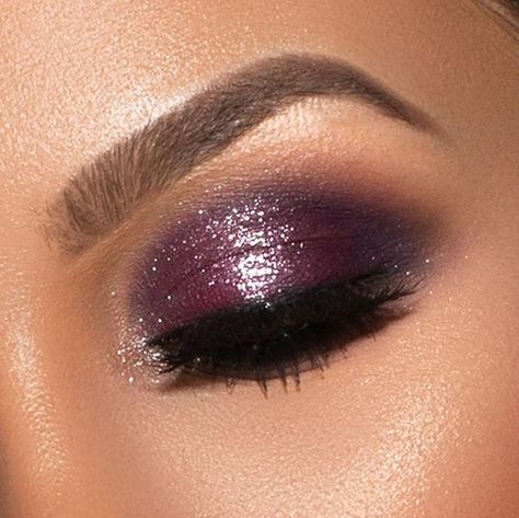 MY JAM - Purple Grape base with Lilac Reflects Eyeshadow - Dose of Colors Jewel Toned Eyeshadow Looks, Deep Purple Eyeshadow, Dark Purple Prom Makeup, Black And Purple Eyeshadow, Dark Purple Eye Makeup, Plum Eyeshadow Looks, Dark Purple Makeup Looks, Plum Makeup Look, Morticia Makeup