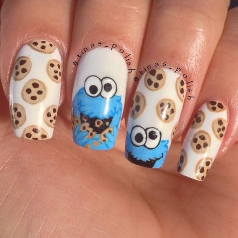 "My solo shot of my #cookiemonster bestie twin nails.. "me want cookies" " Photo taken by @tinas_polish on Instagram, pinned via the InstaPin iOS App! http://www.instapinapp.com (07/17/2014) Monster Inc Nails, Cookies Photo, Dream Nails, Monster Cookies, Ios App, Sofia, Ios, Nail Art, Hand Painted