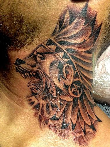 Dragon Tattoo Neck, Tattoos For Women On Thigh, Neck Tattoos Women, Back Of Neck Tattoo, Neck Tattoo For Guys, Wolf Tattoo Design, Full Body Tattoo, Wolf Tattoos, Celebrity Tattoos