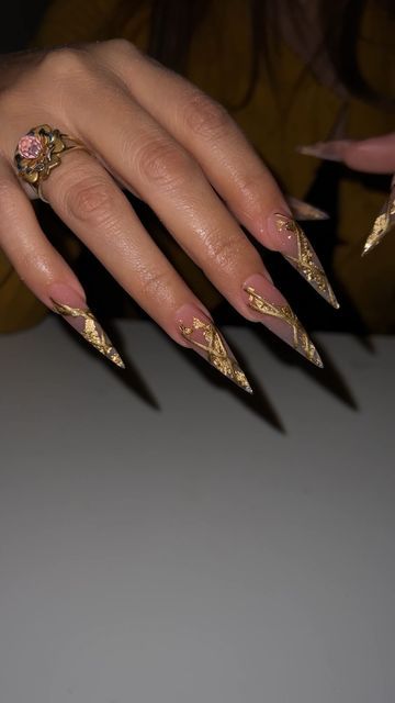 Clear Gold Nails, Clear Stilletos Nails, Stiletto Gold Nails, Coffin And Stiletto Nails Mixed, Incapcilated Nails, Mixed Nail Designs, Over The Top Nails, Clear Tip Nails, Gold Nails Stiletto