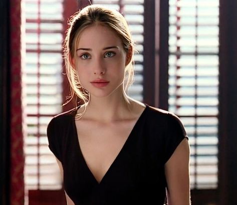 Meet Joe Black Claire Forlani, Claire Forlani 90s, Meet Joe Black, Claire Forlani, 90s Actresses, Julie Delpy, Joe Black, Recurve Bow, Film Posters Vintage