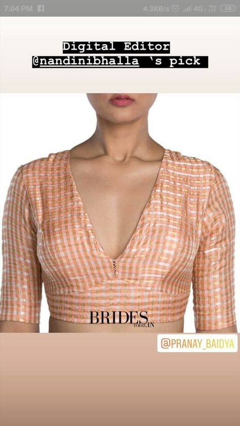 Blouz Design Latest, Celebrity Style Blouse Design, Simple Engagement Looks For Indian Bride In Saree, Benaras Saree Blouse Designs Latest, Front V Neck Saree Blouse, Ethnic Blouse Designs, Sabyasachi Blouse Designs Pattern, Hi Neck Blouse Designs, Sari Blouse Designs Ideas