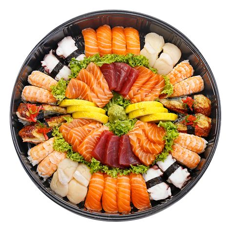 Sushi Sashimi Platter, Sushi Platter Parties, Sushi Platter Presentation, Yellow Radish, Brazilian Food Traditional, Raw Sushi, Sushi Board, Recipes Japanese, Sashimi Platter