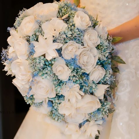 We LOVE having our brides share their wedding photos! Lauren @disneydancer721 and Sean shared these gorgeous photos taken by @luriavisuals_custom_production We loved her subtle nod to Cinderella and #disneyprincess at their wedding! #luxurywoodflowers #lttlteapotdesigns #woodflowers #weddingtrends #weddingstyle #weddingflorist #wedding #flowers #floraldesign #disney #florist Cinderella Flowers, Disney Wedding Bouquet, Cascade Bouquet, Wood Flowers, Disney Wedding, Wedding Florist, Wedding Trends, Wedding Bouquet, Wedding Styles