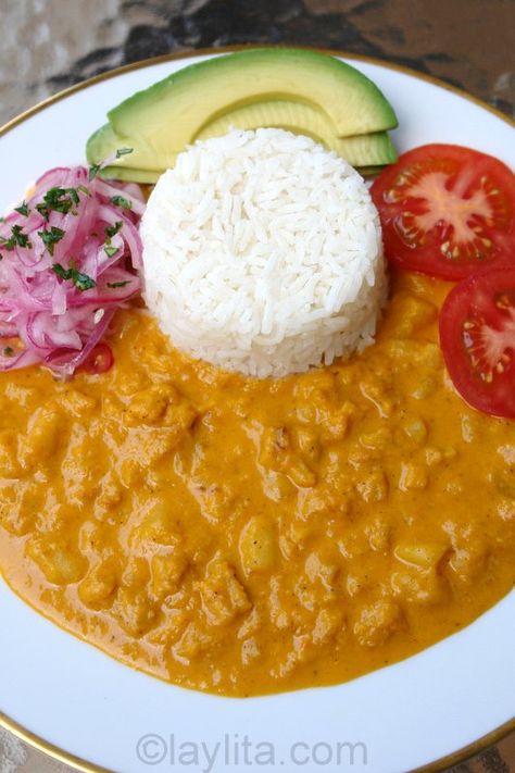 Guatita Beef Tripe Stew, Tripe Stew, Tripe Recipes, Stew With Potatoes, Ecuadorian Food, Beef Tripe, Latin American Recipes, Peanut Sauce Recipe, Colombian Food