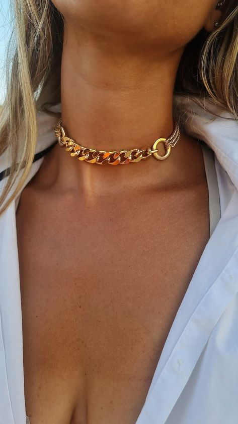 "♦ A beautiful Gold chain choker made of Gold-plated brass in very high quality with two O rings on the sides. The necklace is suitable for those who love street fashion, and it is suitable for morning and evening. You can also purchase the necklace in sterling silver. (see photos) ▪ SIZE Length: 11.8\" (30cm) up to 17.7\"(45cm) Width chain:0.51\" (1.3 cm) Wide hoop: 0.78(2cm) You can see another model of a choker in the next link: https://etsy.me/2OoCzSq ♦ This piece of jewelry is perfect as a Chunky Gold Choker Necklace, Thick Necklace Chain, Gold Necklace Inspiration, Cloth Choker Necklace, How To Wear A Choker Necklace Outfit, Gold Chain Choker Necklace, Choker Styling, Gold Choker Designs, Choker Necklace Outfit