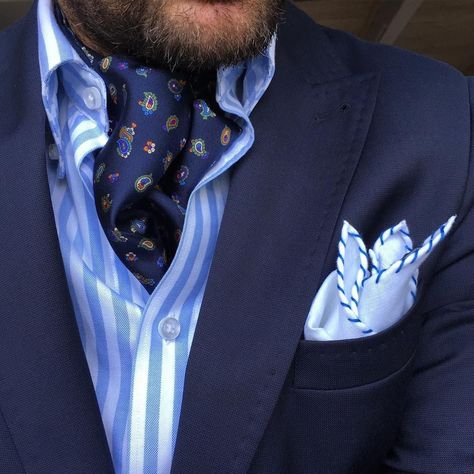 Mens Scarf Fashion, Ascot Outfits, Mens Ascot, Mens Neckwear, Ascot Ties, Mens Fashion Classic, Mens Fashion Suits, Pocket Squares, Mens Scarves