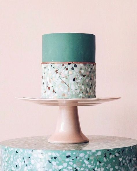 2020 Cake Decorating Trends | The Cake Decorating Co. | Blog Summer Sandals 2020 Trend, Terrazzo Cake, Cake Decorating Trends, Hairstyles 2020 Trends, Bolo Tumblr, Nails 2020 Trends, Mint Cake, Flower Cakes, Creative Cake Decorating