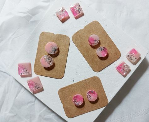 Diy Resin Earrings, Shalwar Design, Clay Accessories, Resin Jewelry Diy, Resin Clay, Earrings Diy, Jewelry Diy, Diy Earrings, Resin Jewelry