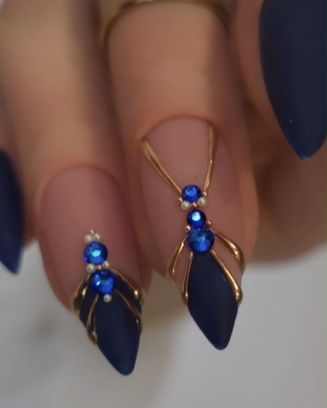 Gold Navy Nails, Navy Blue And Gold Nail Designs, Gold And Navy Nails, Navy Gold Nails, Dark Blue And Gold Nails, Navy Blue And Gold Nails, Navy And Gold Nails, Blue And Gold Nails, Bridesmaid Stuff