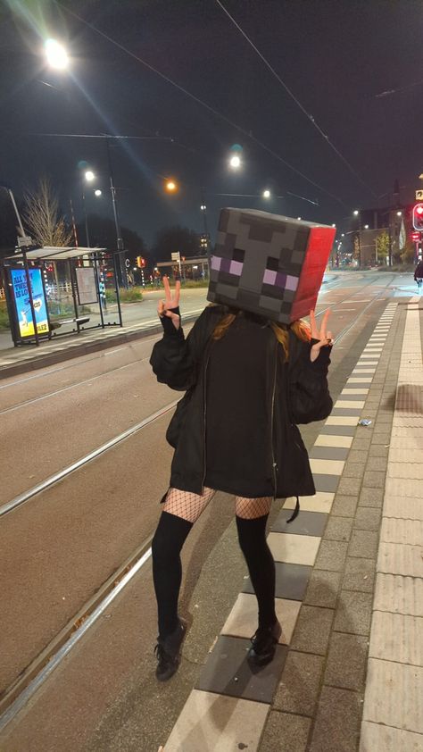 Enderman Cosplay, Enderman Costume, Minecraft Cosplay, Minecraft Halloween Costume, Minecraft Outfits, Cosplay Ideas Women, Halloween Costume Outfits, Everyday Fashion Outfits, Black Stickers