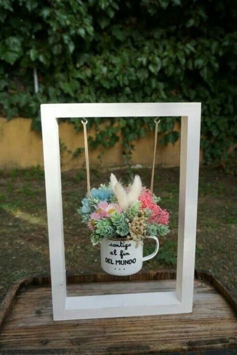 Diy Mothers Day Gifts, Easy Diy Gifts, Mother's Day Diy, Deco Floral, Diy Bouquet, Home Decorating Ideas, Mothers Day Crafts, Dollar Store Crafts, Diy Home Crafts