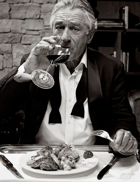 Robert De Niro by Robbie Fimmano Classy Lifestyle, People Eating, Al Pacino, Little Italy, Black And White Photography, Celebrities Female, Movie Stars, Actors & Actresses, A Table