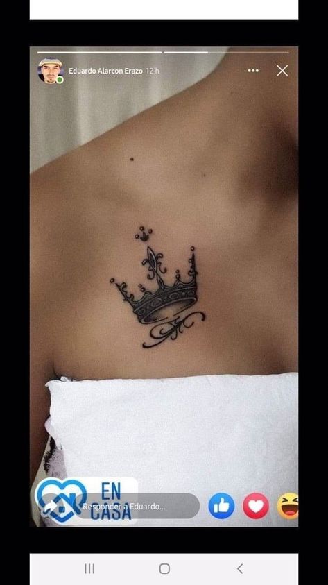 Coronas Tattoo, Thigh Garter Tattoo, Small Crown Tattoo, Crown Tattoos For Women, Crown Tattoos, Cool Shoulder Tattoos, Ankle Bracelet Tattoo, Small Shoulder Tattoos, Crown Tattoo Design