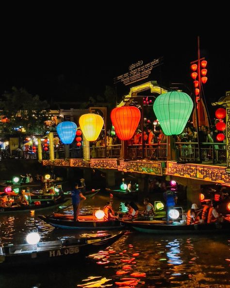 Hoi An itinerary: How many days should you spend in Hoi An? — Emma's Daydream Hoi An Night Market, Hoi An Vietnam, Manage Your Time, Big Country, Night Market, Hoi An, Summer 24, Travel List, Vietnam Travel