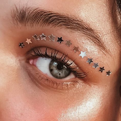 Taylor Swift Eyes, Pine Tattoo, Taylor Swift Makeup, Disco Makeup, Taylor Swfit, Cassie Howard, Concert Makeup, Aelin Galathynius, Taylor Outfits