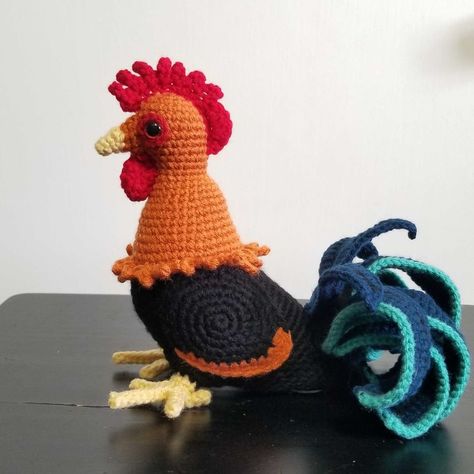 Hello amigurumi lovers and beautiful visitors, I wanted to share the free amigurumi patterns for you here. In my article I will share 1 pattern and how to Crochet Chicken Pattern Free, Chicken Patterns, Crocheted Chicken, Crochet Baby Shoes Free Pattern, Amigurumi Chicken, Crochet Farm Animals, Chicken Crochet, Crochet Bird Patterns, Mini Animals