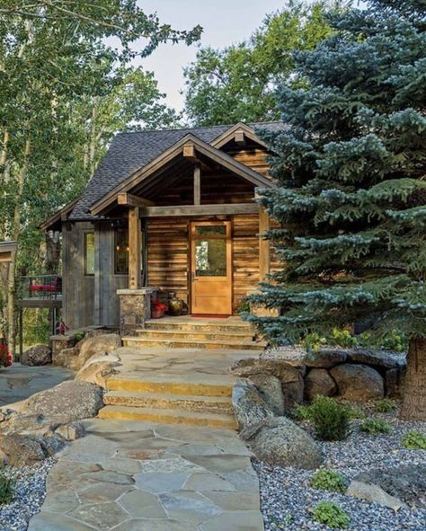 A modern cabin in the woods with glorious views of the Teton Mountains Montana Landscape, Outdoor Makeover, Big Timber, Montana Mountains, Building A Porch, Mountain Ranch, Spanish Style Home, Mountain Modern, Modern Mountain