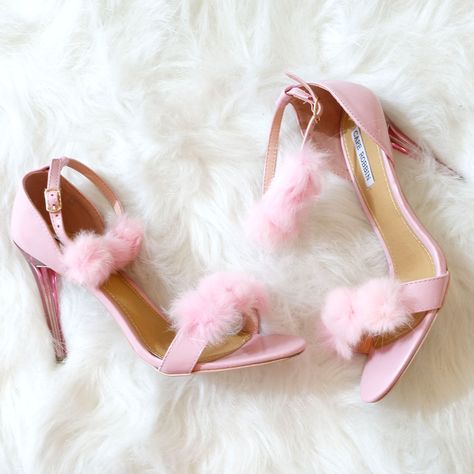 Pom Pom Heels, Shoe Ideas, Pom Poms, Cute Shoes, Sling Backs, Flip Flops, Pom Pom, Pumps, Iphone