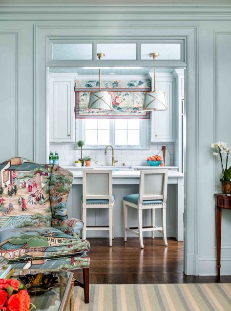 Blue Kitchen Inspiration, Brandon Ingram, Georgia Homes, Southern Homes, Country Kitchen Decor, Blue Kitchens, Kitchen Colors, Southern Living, Traditional House